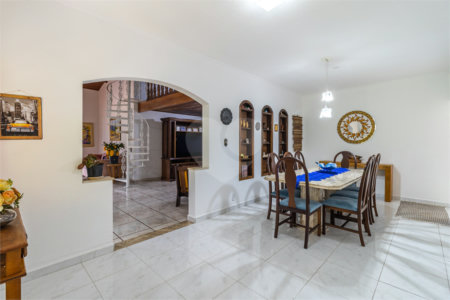 Chácara à venda com 4 quartos, sendo 2 suítes, em Portão, Atibaia, SP