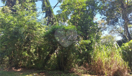 Terreno à venda no condomínio Alpes da Cantareira, Mairiporã - SP