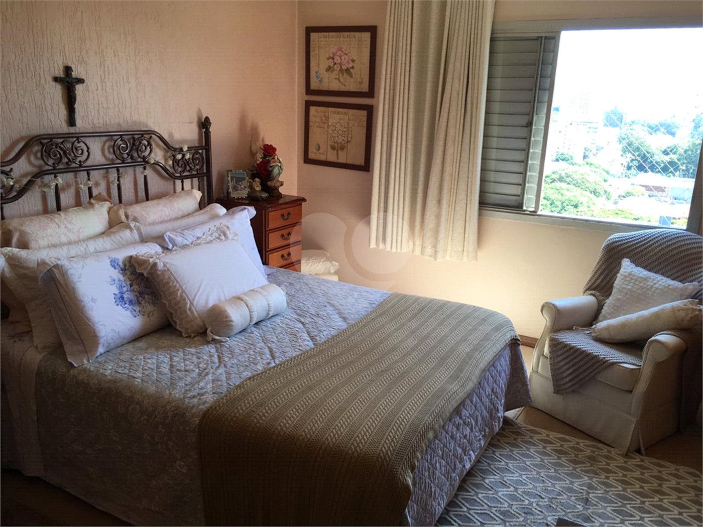Apartamento à venda com 4 quartos, sendo 1 suíte, em Chácara Santo Antônio, São Paulo, SP