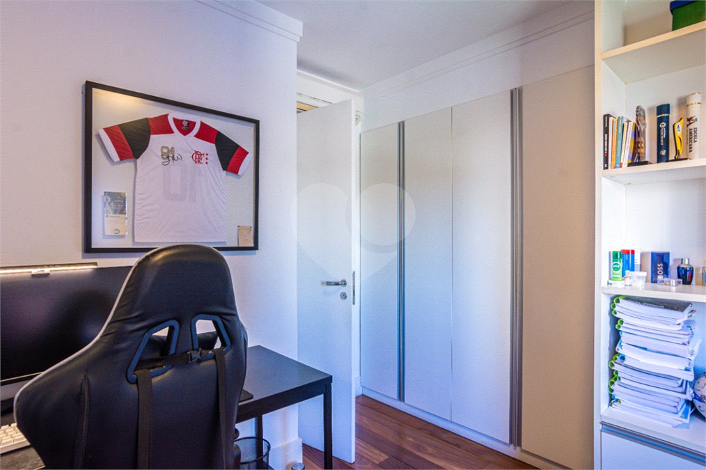 Apartamento à venda com 3 suítes em Granja Julieta, São Paulo, SP