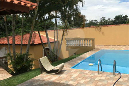 Chácara à venda com 4 quartos, sendo 2 suítes, em Alto das Palmeiras, Itu, SP