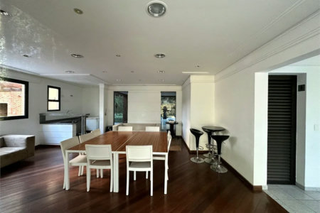 Apartamento à venda com 2 suítes em Vila Andrade, São Paulo, SP