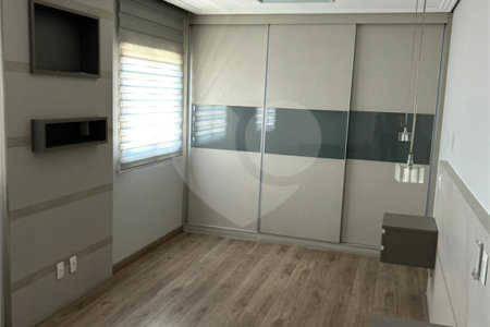 Apartamento à venda com 2 suítes em Vila Lúcia Elvira, São Paulo, SP