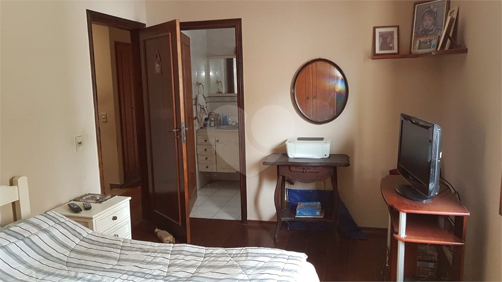 Sobrado à venda com 3 suítes em Vila Gumercindo, São Paulo, SP