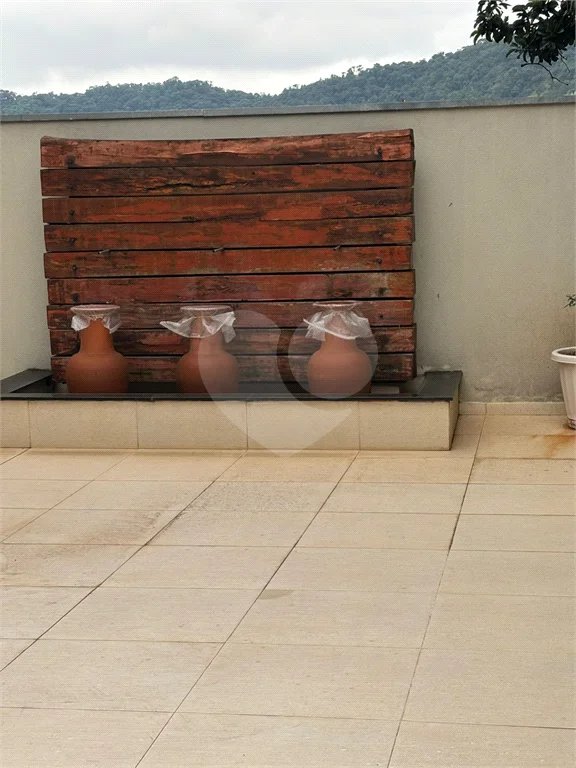 Casa à venda com 2 suítes no condomínio Cântaros da Serra, São Paulo - SP