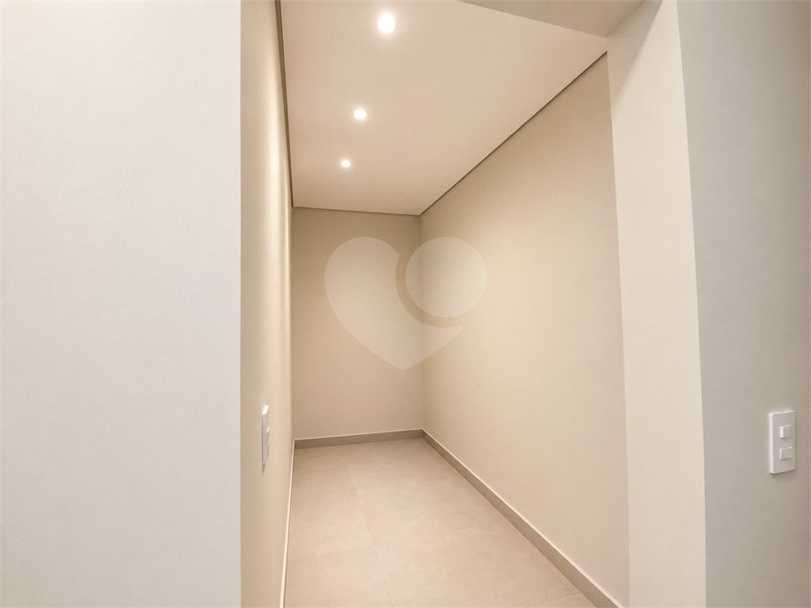 Casa à venda com 3 suítes no condomínio Residencial Chácara Ondina, Sorocaba - SP