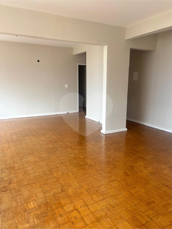 Apartamento à venda ou para alugar com 4 quartos, sendo 1 suíte, no Centro, Ribeirão Preto, SP