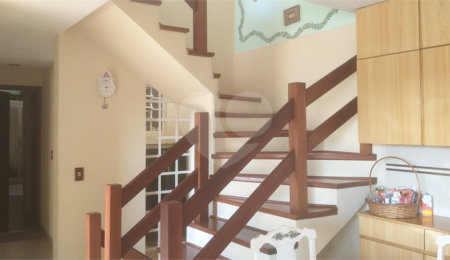 Casa em condomínio à venda com 3 suítes em Parque Peruche, São Paulo, SP