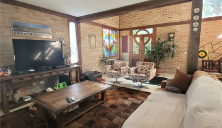 Casa à venda com 3 quartos, sendo 1 suíte,  no condomínio Residencial Bosque da Serra, Mairiporã - SP