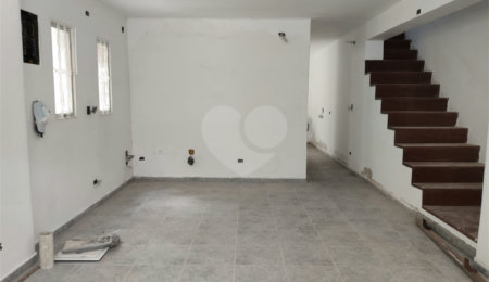 Sobrado à venda com 3 suítes em Tremembé, São Paulo, SP
