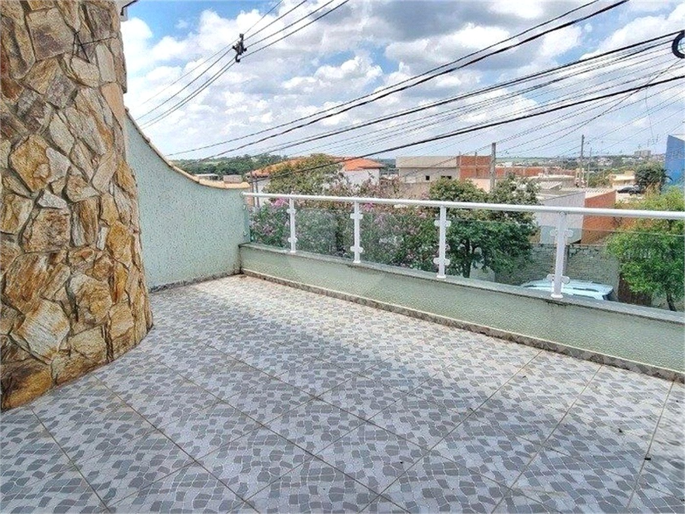 Casa à venda com 3 quartos, sendo 1 suíte, em Jardim dos Pássaros, Sorocaba, SP