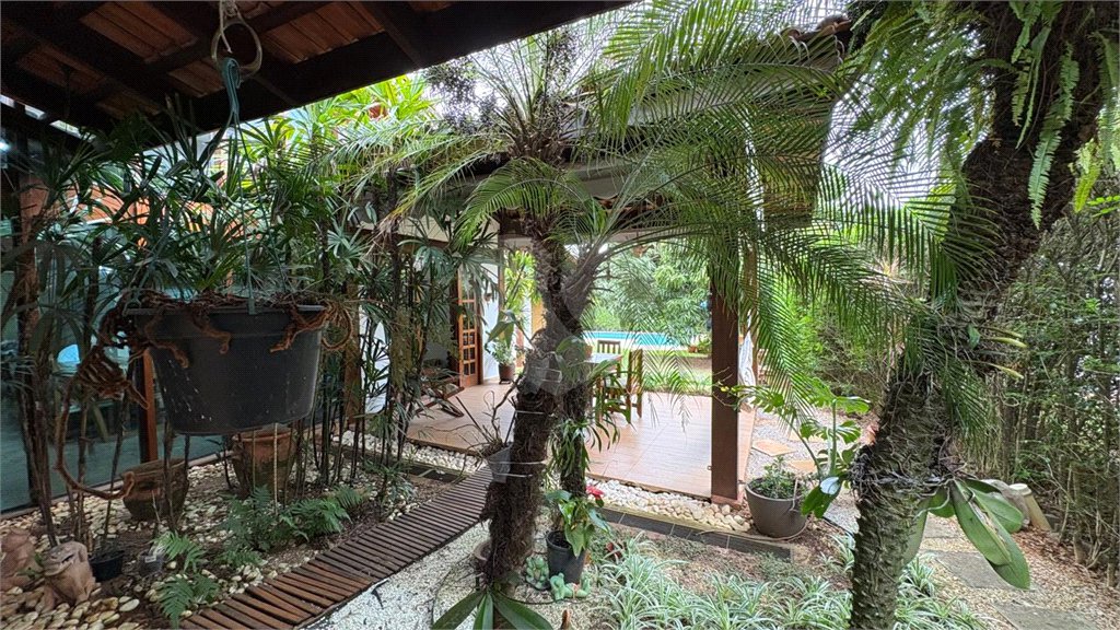 Casa à venda com 4 quartos, sendo 2 suítes,  no condomínio Vivendas do Lago, Sorocaba - SP