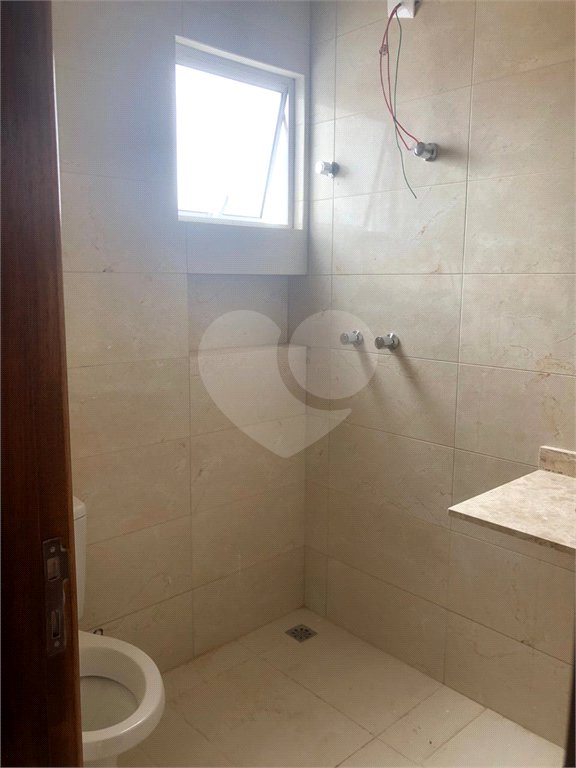 Casa à venda com 3 quartos, sendo 1 suíte, no condomínio Cond Batinga, São Paulo - SP