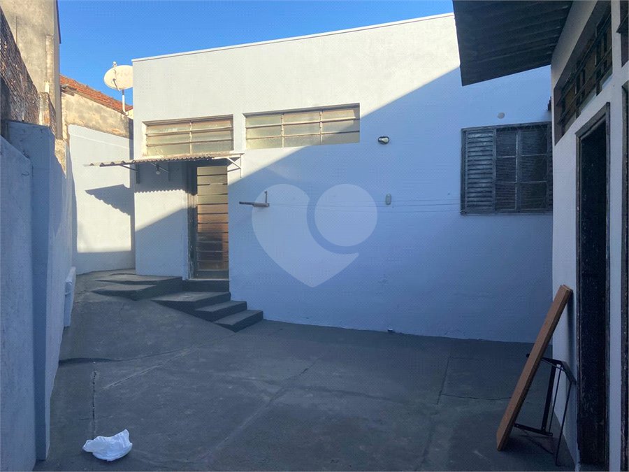 Casa à venda com 3 quartos, sendo 1 suíte, no Centro, Araraquara, SP