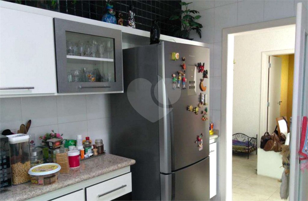 Sobrado à venda com 3 quartos, sendo 1 suíte, em Tremembé, São Paulo, SP