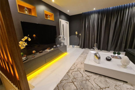 Triplex à venda com 4 suítes em Vila Oliveira, Mogi das Cruzes, SP