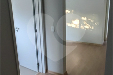 Casa à venda com 3 suítes no condomínio Reserva Ybyra, Atibaia - SP