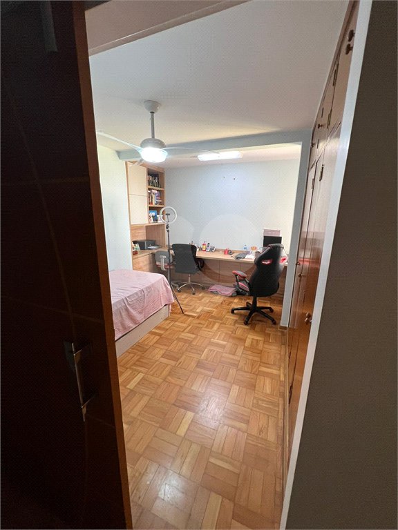 Sobrado à venda com 3 quartos, sendo 1 suíte, em Vila Alexandria, São Paulo, SP
