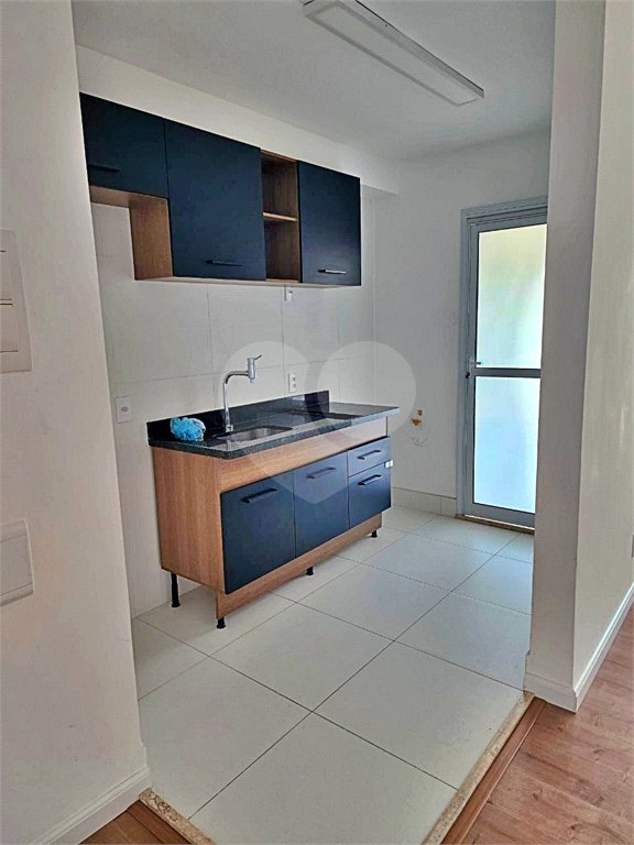 Apartamento à venda com 3 quartos, sendo 1 suíte,  em Jardim Caravelas, São Paulo, SP
