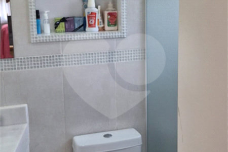 Casa à venda com 3 quartos, sendo 1 suíte, em Condomínio Flamboyant-b, Atibaia, SP