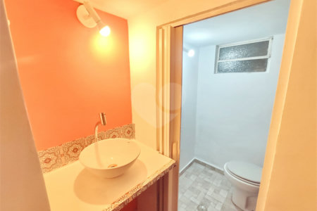 Sobrado à venda com 3 quartos em Vila Gustavo, São Paulo, SP