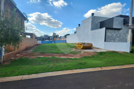 Terreno à venda em Residencial Volpi, Araraquara, SP