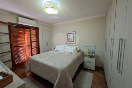 Sobrado à venda com 3 quartos, sendo 1 suíte, em Jardim Bonfiglioli, São Paulo, SP
