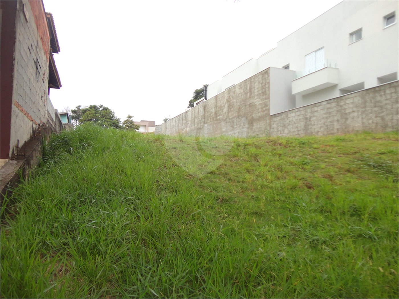 Terreno à venda no condomínio Terras de São Francisco, Vinhedo - SP