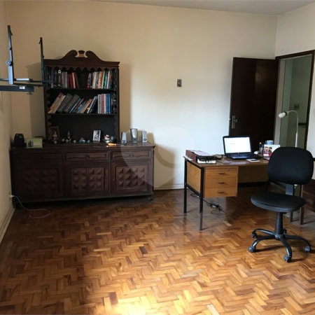 Casa à venda com 5 quartos, sendo 2 suítes, em Planalto Paulista, São Paulo, SP