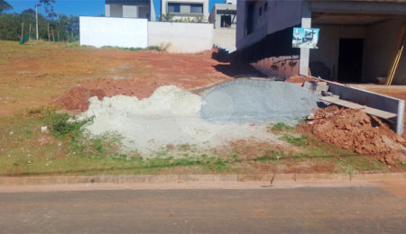 Terreno à venda no condomínio Paradise Garden, Mogi das Cruzes - SP