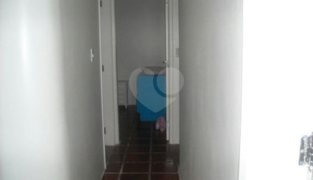Apartamento à venda com 4 quartos, sendo 1 suíte,  em Enseada, Guarujá, SP