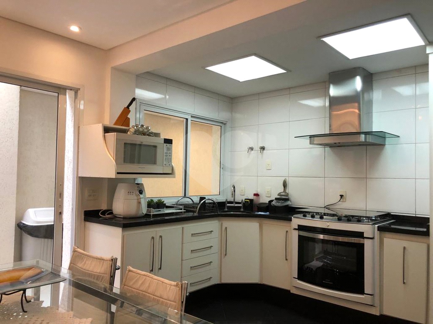 Casa à venda com 3 suítes em Santana, São Paulo, SP