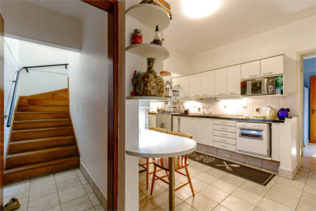 Casa à venda com 4 quartos, sendo 2 suítes, em Jardim Everest, São Paulo, SP