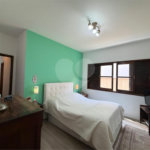 Casa à venda com 4 quartos, sendo 1 suíte, no condomínio Taquaral, São Paulo - SP