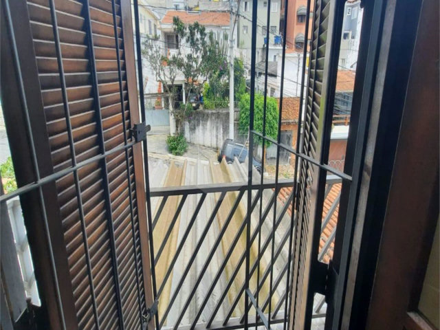 Sobrado à venda com 4 quartos, sendo 1 suíte,  em Vila Marari, São Paulo, SP