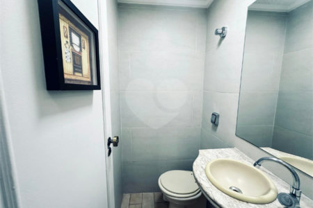 Apartamento à venda com 3 quartos, sendo 1 suíte, em Alto da Boa Vista, São Paulo, SP