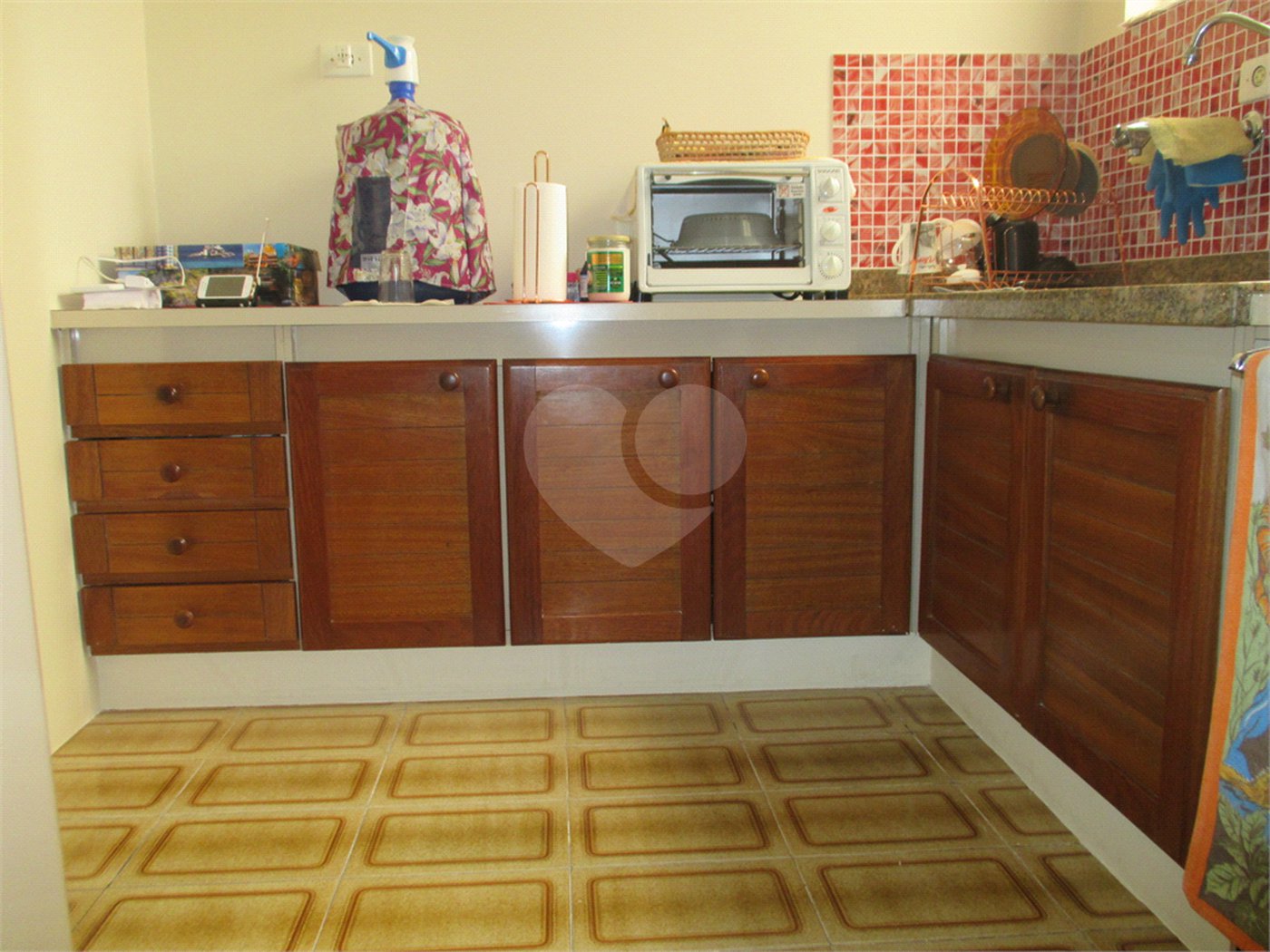 Casa à venda com 2 quartos, sendo 1 suíte, em Mirandópolis, São Paulo, SP