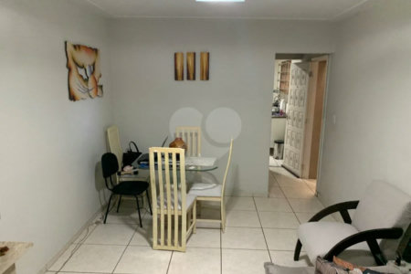 Sobrado à venda com 2 quartos em Vila Mazzei, São Paulo, SP