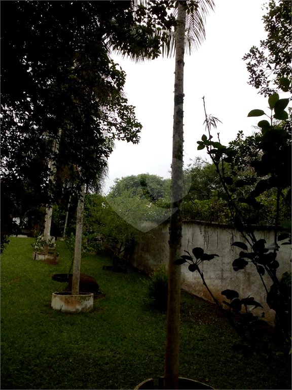Chácara à venda com 3 quartos, sendo 1 suíte,  em Conjunto Habitacional Brás Cubas, Mogi das Cruzes, SP