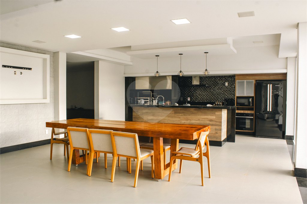 Casa à venda com 4 suítes no condomínio Residencial Saint Charbel, Araçoiaba da Serra - SP