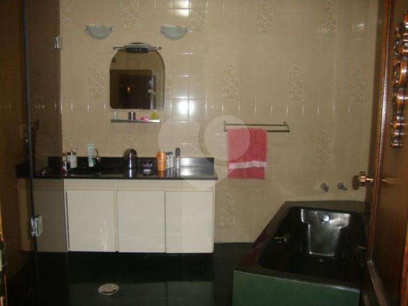 Sobrado à venda com 3 quartos, sendo 1 suíte, em Jardim Franca, São Paulo, SP