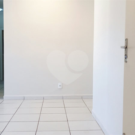 Apartamento à venda com 2 quartos, sendo 1 suíte, em Residencial Flórida, Ribeirão Preto, SP