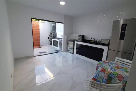 Casa à venda com 2 quartos, sendo 1 suíte, no condomínio Residêncial Villa Vicenzo, Rio de Janeiro - RJ