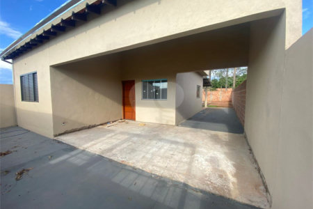 Casa à venda com 2 quartos no Centro, Mirandópolis, SP