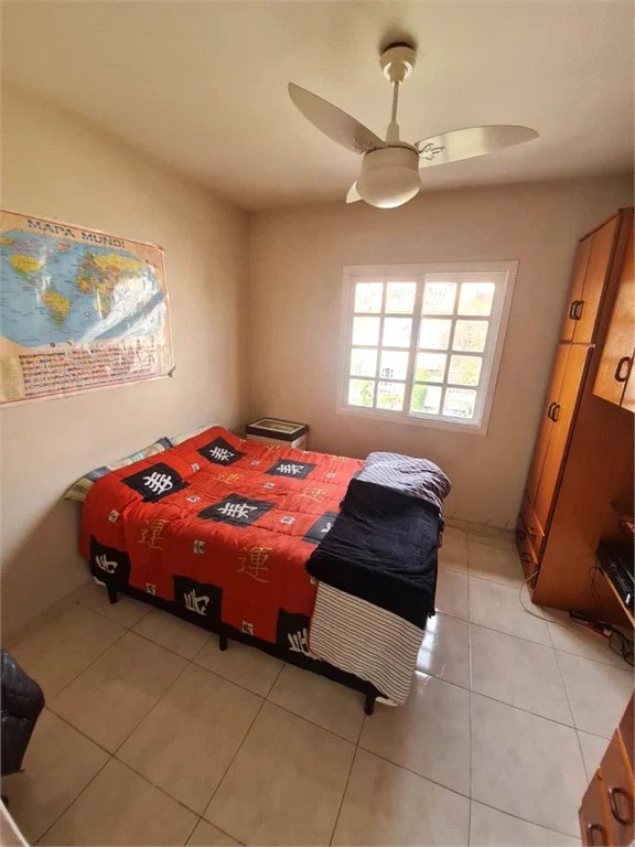 Casa à venda com 3 quartos, sendo 1 suíte,  no condomínio Moradas do Ipê, São Paulo - SP