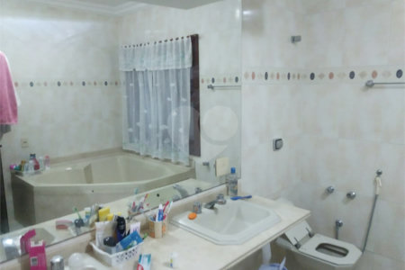 Casa à venda com 4 quartos, sendo 2 suítes,  no condomínio Acmti - Colinas do Mosteiro, Terras de Itaici e Recanto dos Pássaros, Indaiatuba - SP