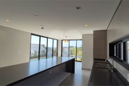 Casa à venda com 4 suítes no condomínio Portal San Giovanni, Itatiba - SP
