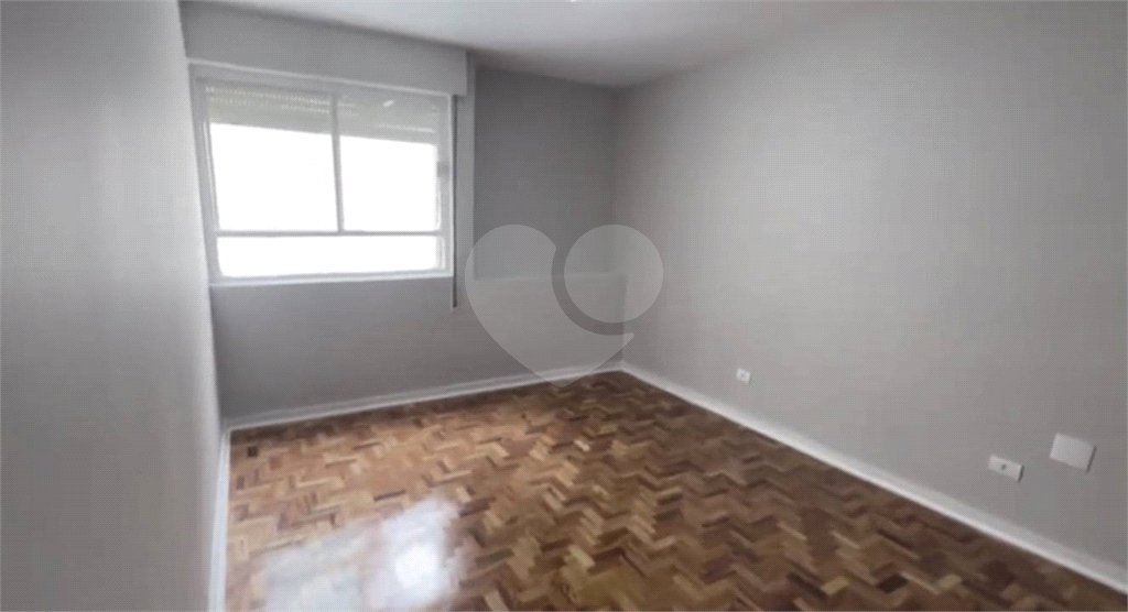 Apartamento à venda com 3 quartos, sendo 1 suíte, em Jardim Paulista, São Paulo, SP
