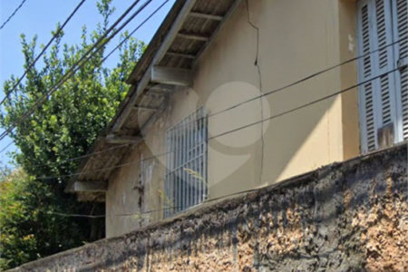 Casa Térrea à venda com 5 suítes em Vila Lageado, São Paulo, SP