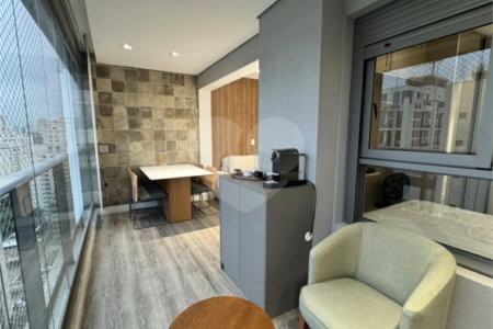 Apartamento para alugar com 2 quartos, sendo 1 suíte,  em Indianópolis, São Paulo, SP